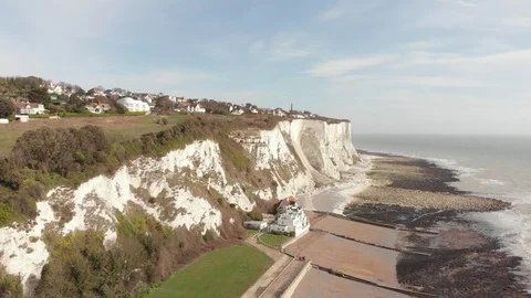 St Margarets at Cliffe 2 Video stock 88660423