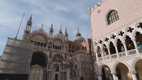 St Mark's Basilica and Doge's Palace in Venice Видео 343339649