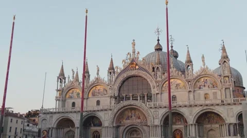 St Mark's Basilica Facade in Piazza San Marco, Venice Stock-Footage 343340134