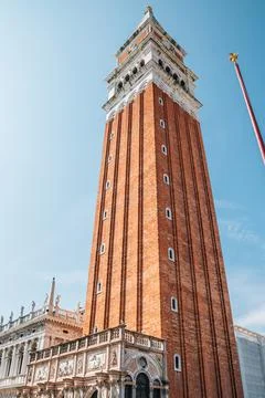 St. Mark's Bell Tower in Piazza San Marco, Venice, Italy Fotos de archivo