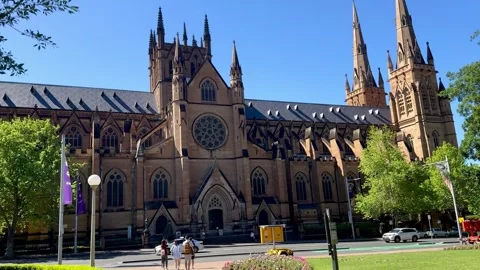 St Mary's Cathedral from Hyde Park Sydney, Australia Vídeos de archivo 252153051