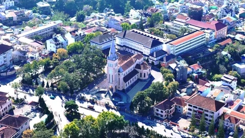 St. Nicholas Cathedral of Da Lat, Vietnam – Historic Catholic Church 库存影片 327943867