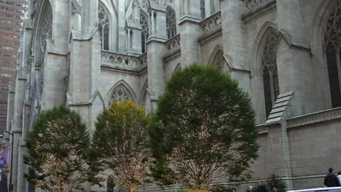 St. Patricks Cathedral in NYC features architectural elegance that is Vidéo 295077419