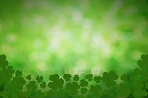 ST Patrick's day background green clover leaf bokeh lights Foto stock