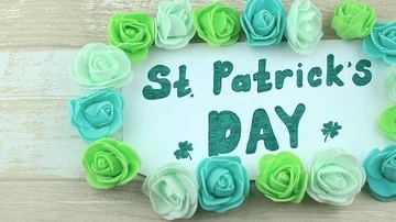 St. Patrick's Day under flowers Stock Footage 85596127