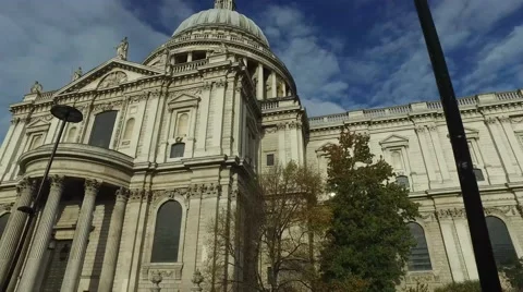 St Paul's Cathedral Driving By Video stock 57423211