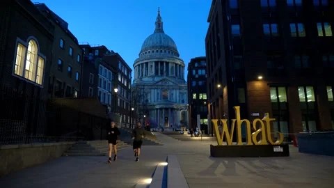 St Paul's Cathedral evening view Stock Footage 153338012