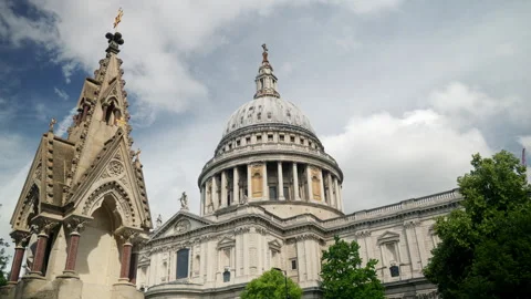St. Pauls Cathedral A Magnificent Example of AweInspiring Architecture and Rich Video stock 293677957