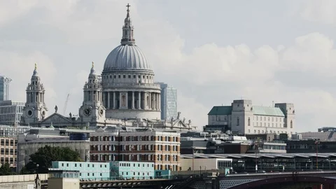St. Paul's Cathedral Seen From the Thames River Bank Stock Footage 83644003