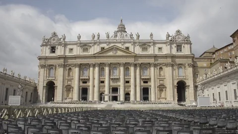 St. Peter's Basilica and St. Peter's Square Stock Footage 81177604
