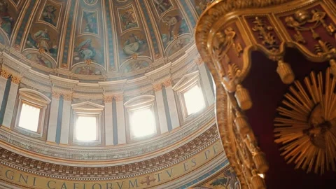 St. Peters Basilica Interior 13 Video stock 336023984