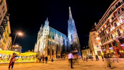 St. Stephen Cathedral in Vienna Stock Footage 94492138