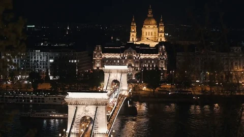 St. Stephen's Basilica and chain bridge view in Budapest at night Video stock 74470375