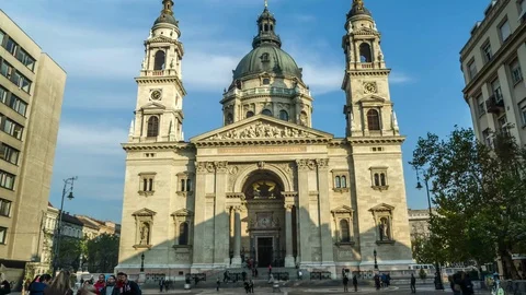 St Stephens Basilica in Budapest, Hungary, Europe, time-lapse. Stock Footage