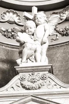 St. Stephen's Basilica interior with statue Stock Photos