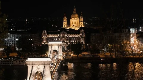 St. Stephen's Basilica view in Budapest at night Video stock 74334709