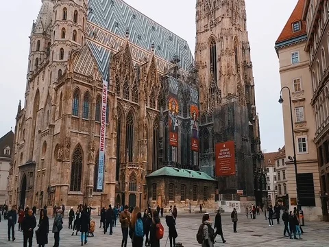 St. Stephen's Cathedral timelapse hyperlapse (Stephansdom, Domkirche St. Stephan 库存影片 123953066