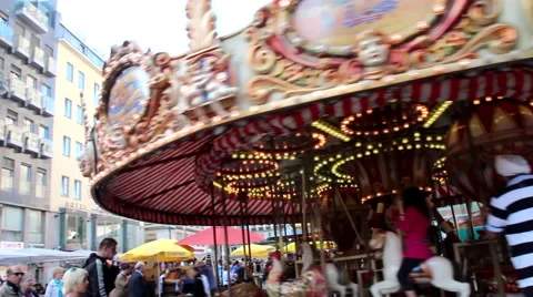 ST. STEPHEN'S CATHEDRAL WIEN LS 2 TILT UP Stock Footage 44809031