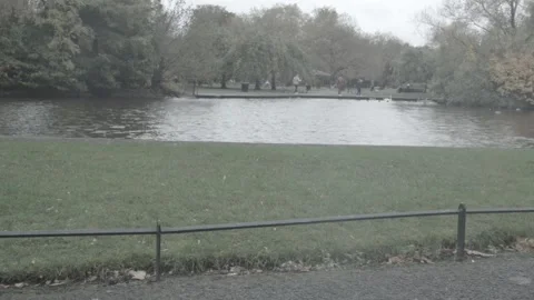 St. Stephen's Green Lake 動画素材 143148542
