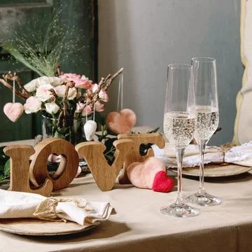 St. Valentines day table setting Foto stock