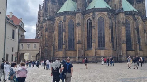 St Vitus Cathedral Gothic Facade Prague Castle Vídeos de archivo 343425306