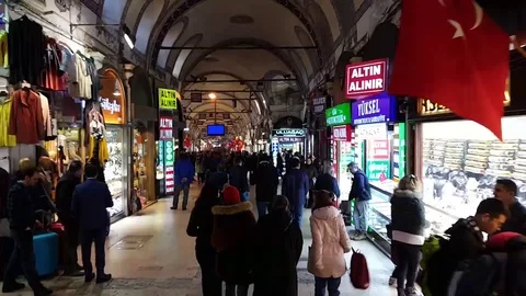 Stabilized and smooth hyperlapse walking action Video stock 71847991