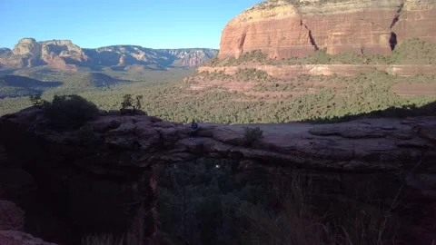 Stabilized fottage of hiking of Devils Bridge trail and Chuckwagon Trail in Video stock 150281348