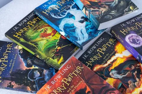 A stack of books about Harry Potter by writer JK Rowling. Collection book Foto stock