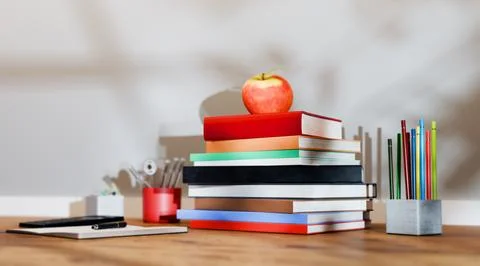 Stack of books and school supplies. Education and back to school theme 库存照片