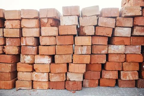 Stack of bricks masonry close up. Process of house building and building ma.. 스톡 사진