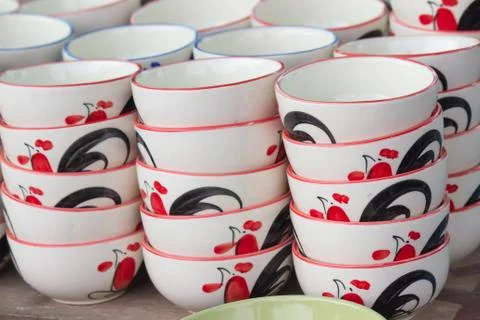 Stack of colorful bowls. Foto stock