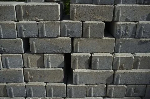 Stack of concrete cobblestones Stockfoto's