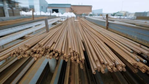 Stack of construction armature lying on industrial scrap yard Vídeo Stock 81817793