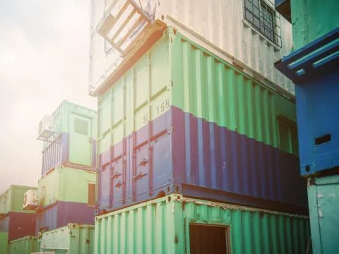 Stack of container box,Stock constructions office container. Foto stock