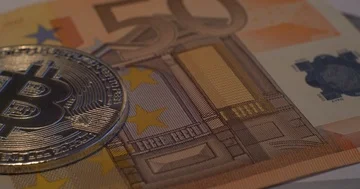 Stack of cryptocurrencies , bitcoin 4K, EUR Stock Footage 85515468