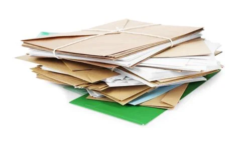 Stack of different paper envelopes on white background. Post office Foto stock