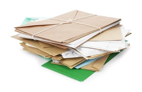 Stack of different paper envelopes on white background. Post office Foto stock