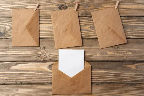 Stack of envelopes on working desk top view. Business mail Foto stock
