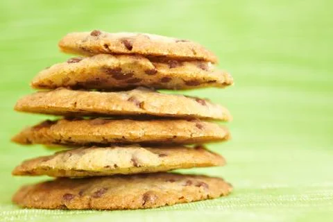 A stack of homemade chocolate chip cookies Foto stock