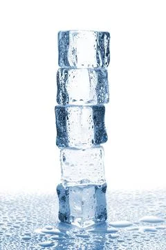 Stack of ice cubes Stack of five ice cubes isolated on white background Co... Foto stock