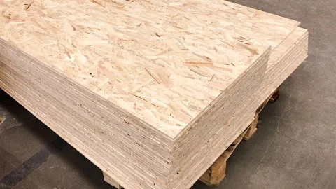 Stack oriented strand board pile 스톡 동영상 257570812