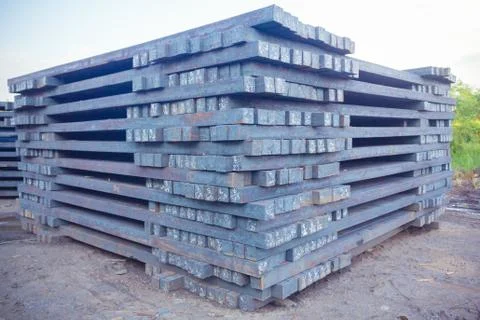 Stack of rot steel, The raw material of steel product, Industry steel background Foto stock