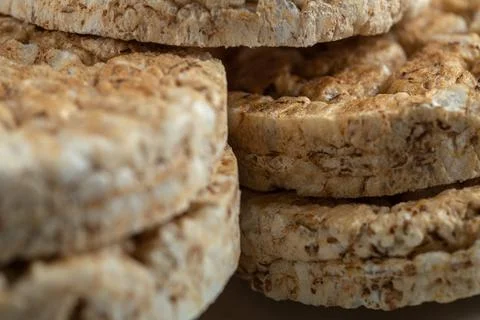 Stack of round crispbread on marble background Stockfoto's