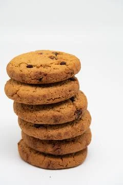 A stack of round oat cookies with chocolate chunks Stock-Fotos