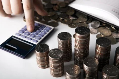Stack of Russian coins on the background of working as an accountant Foto stock