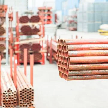 Stack of steel tubes in stock. Foto stock