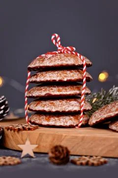Stack of traditional German round glazed gingerbread Christmas cookie called Stockfoto's