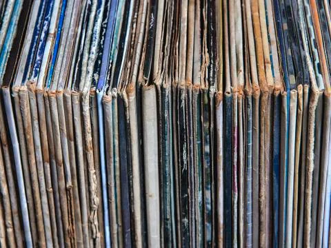 Stack of vinyl records in envelopes Stock-Fotos
