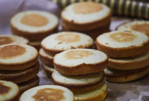 Stack of Warm Round Indonesian Rice Pancakes Apem Soft Texture Traditional .. Foto stock