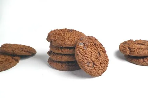 Stacked double choco round cookie biscuit with chocochips. Isolated on whit.. 스톡 사진